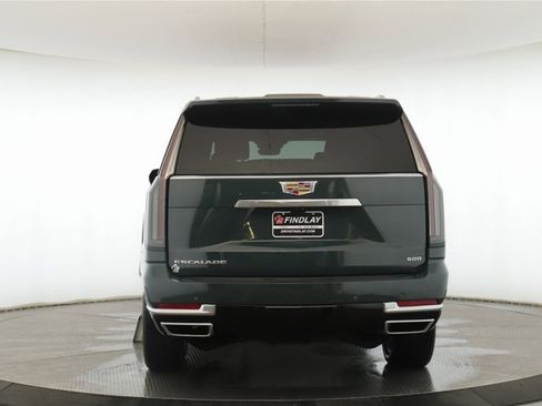 Used 2025 Cadillac Escalade ESV Premium Luxury w/ Touring Package image 11