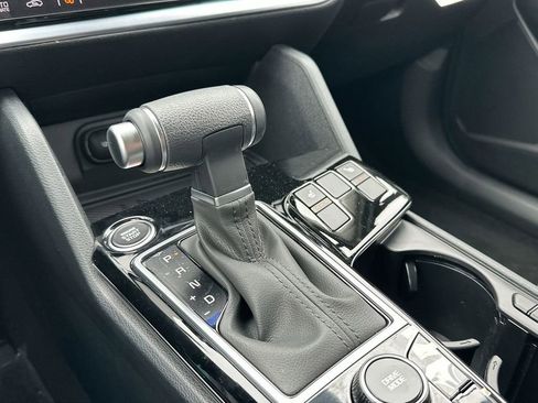 Used 2025 Kia Sportage EX w/ Premium Package image 39