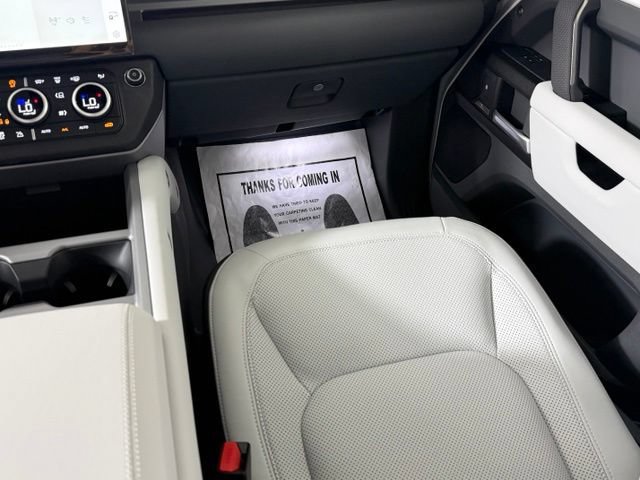 New 2026 Land Rover Defender 110 V8 AWD/4WD image 24