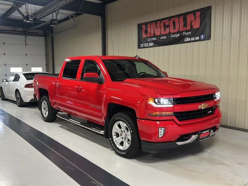 Used 2018 Chevrolet Silverado 1500 LT w/ All Star Edition image 6