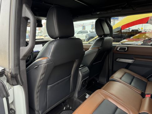 Certified 2023 Ford Bronco Outer Banks image 11