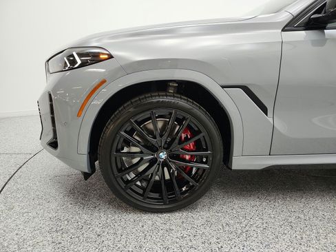 Used 2025 BMW X6 M60i AWD/4WD image 31