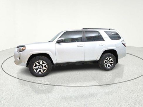 Used 2019 Toyota 4Runner TRD Off-Road Premium AWD/4WD image 4