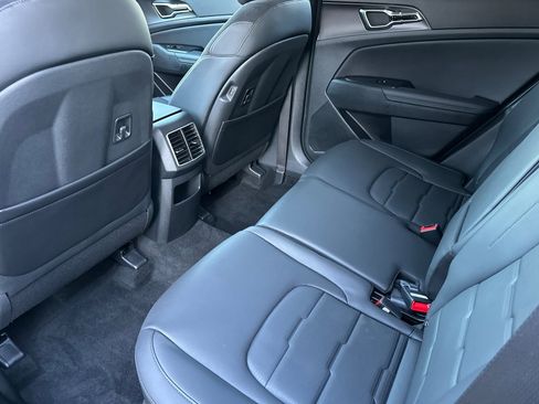 Certified 2026 Kia Sportage SX image 9