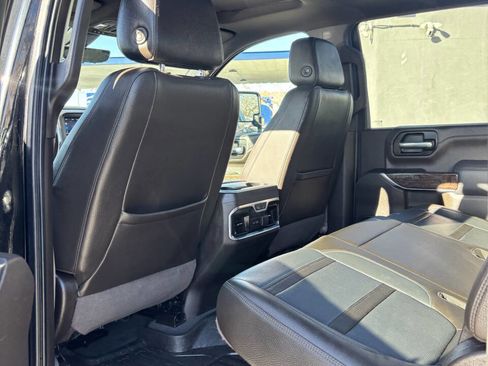 Used 2020 GMC Sierra 3500 Denali w/ Denali Ultimate Package image 20