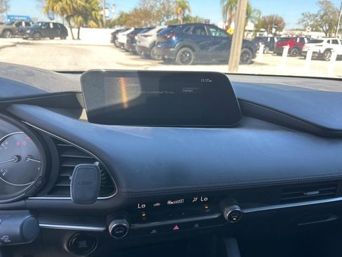 Used 2023 MAZDA MAZDA3 s image 17