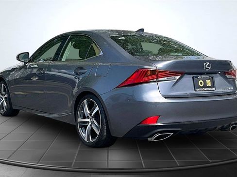 Used 2018 Lexus IS 300 AWD w/ Comfort Package image 4