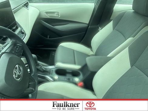 Used 2024 Toyota Corolla LE FWD image 18