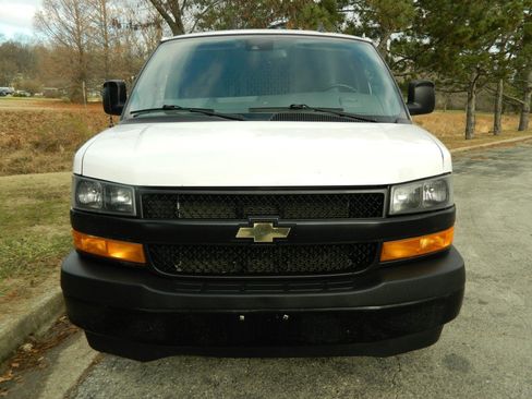 Used 2019 Chevrolet Express 2500 w/ Communications Package image 2