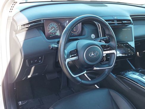 Used 2023 Hyundai Tucson Limited image 16