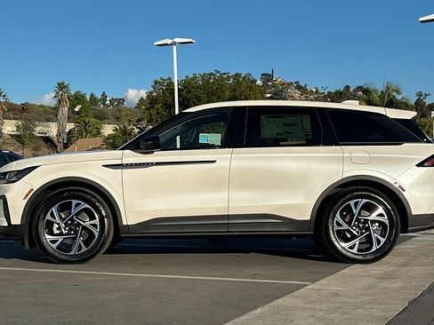 New 2026 Lincoln Nautilus Premier w/ Equipment Group 102A image 6