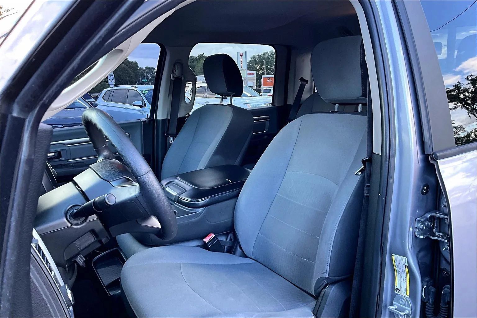 Used 2021 RAM 1500 Classic SLT RWD image 5