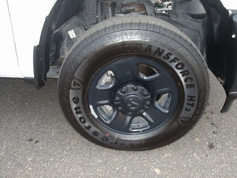 Used 2025 RAM 3500 Tradesman image 9