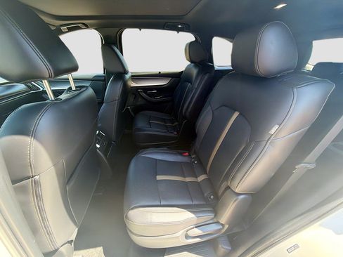 Used 2024 MAZDA CX-90 Plug-In Hybrid w/ Premium Plus AWD/4WD image 30
