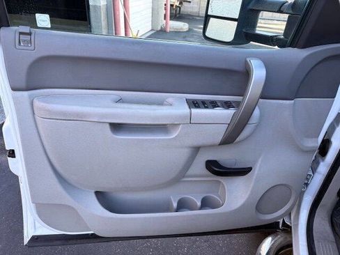 Used 2014 Chevrolet Silverado 2500 LT w/ Interior Plus Package image 14