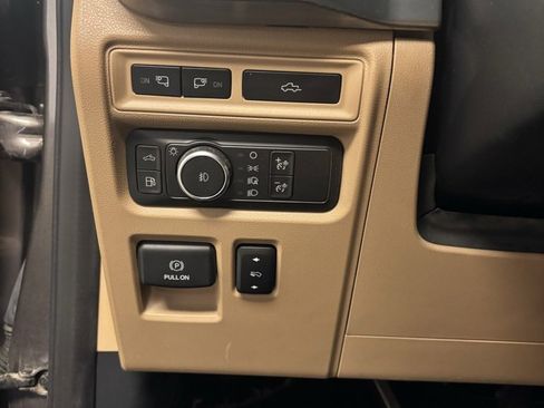 Used 2021 Ford F150 Lariat w/ Equipment Group 502A High image 13