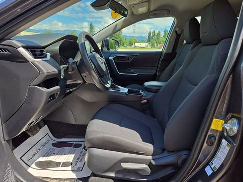 Used 2020 Toyota RAV4 LE w/ All Weather Liner Package FWD image 2