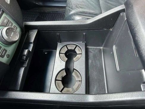 Used 2011 Honda Pilot Touring image 42