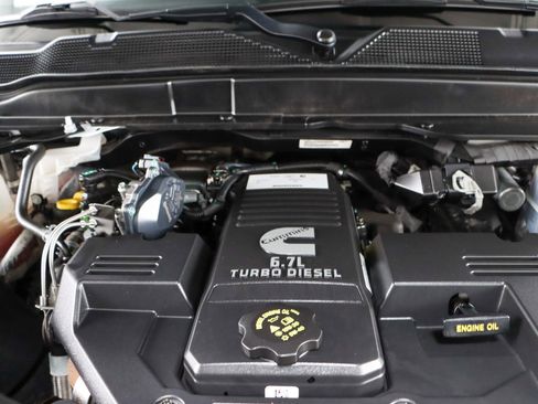Used 2022 RAM 3500 Tradesman image 31