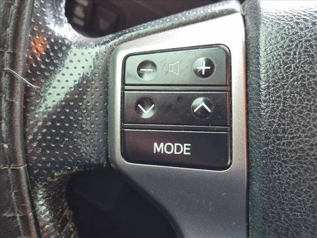 Used 2011 Toyota 4Runner Limited AWD/4WD image 3