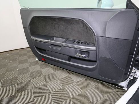 Used 2013 Dodge Challenger SRT8 RWD image 32
