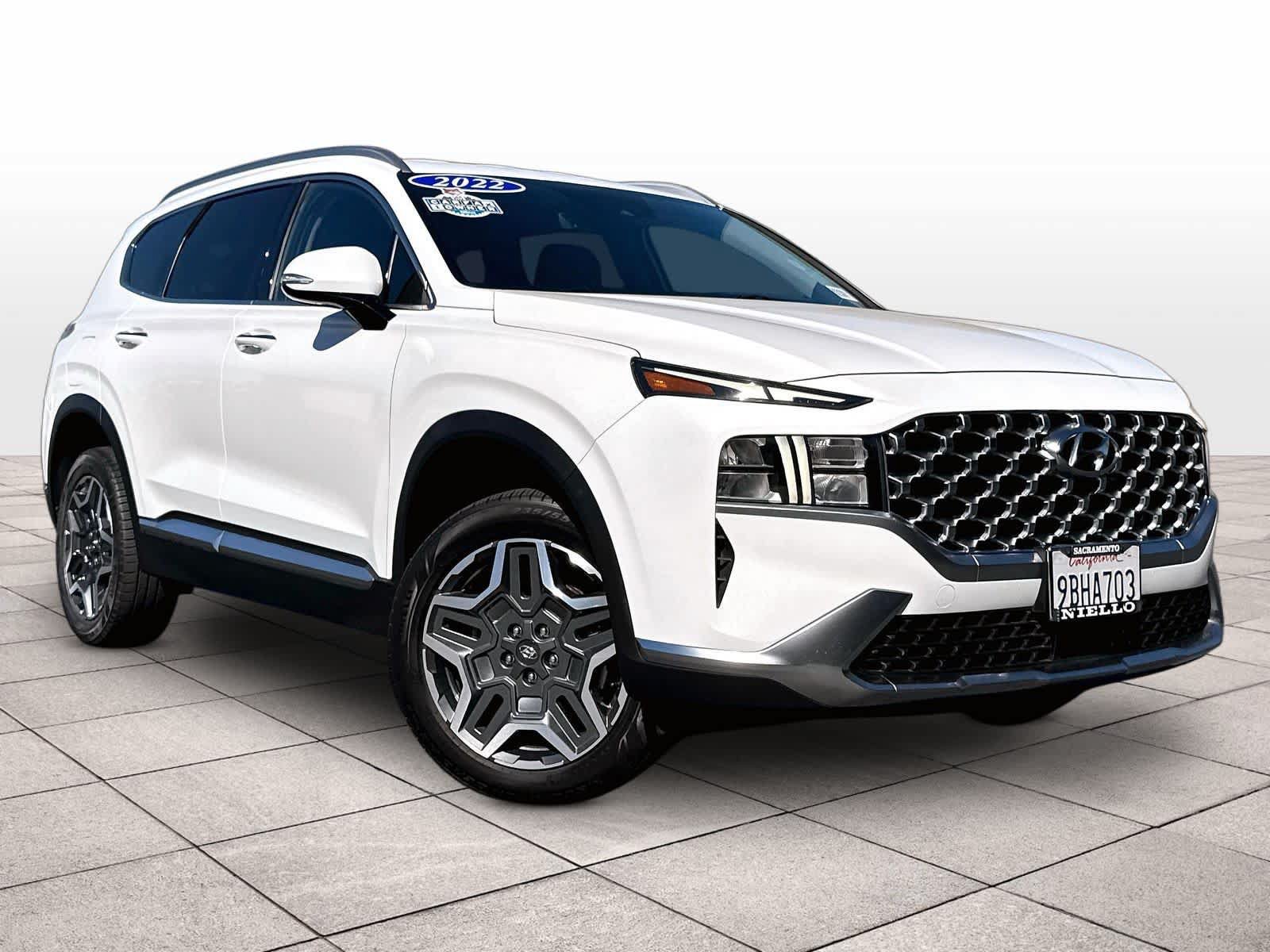 Used 2022 Hyundai Santa Fe SEL Convenience AWD/4WD image 2