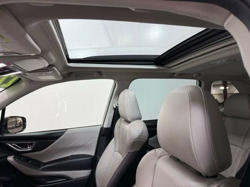 Used 2022 Subaru Forester Limited image 14