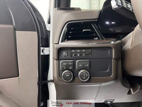 New 2026 Chevrolet Suburban LT w/ Comfort Package AWD/4WD image 30