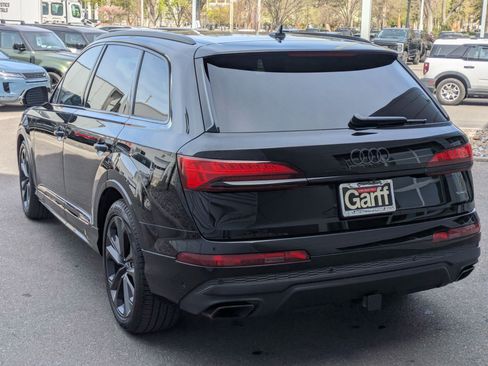 Used 2025 Audi Q7 3.0T Prestige image 5