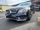 Used 2015 Mercedes-Benz E 400 Sedan w/ Keyless Go Package image 4