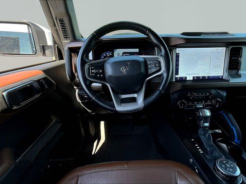 Used 2022 Ford Bronco Outer Banks AWD/4WD image 8