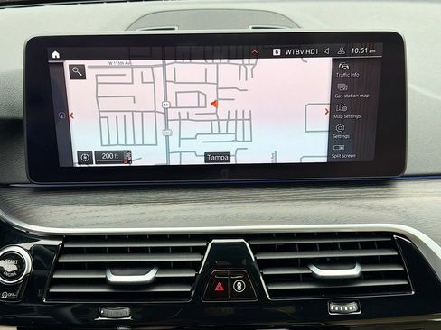 Used 2021 BMW 530i w/ Convenience Package image 33