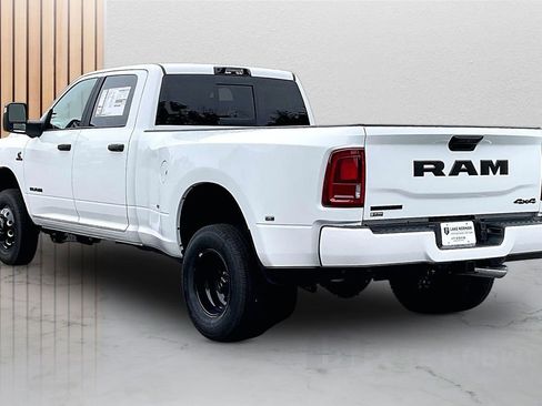 New 2026 RAM 3500 Big Horn AWD/4WD image 7