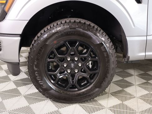 Used 2025 Ford F150 XLT w/ Equipment Group 301A Standard image 17