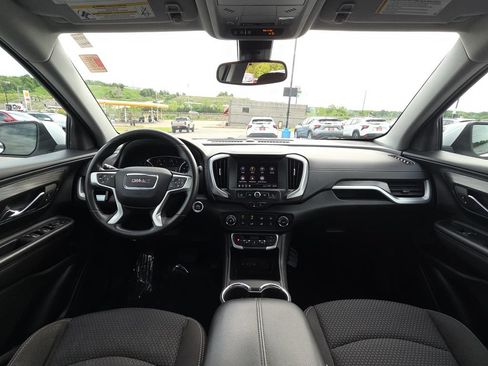 Used 2023 GMC Terrain SLE FWD image 29