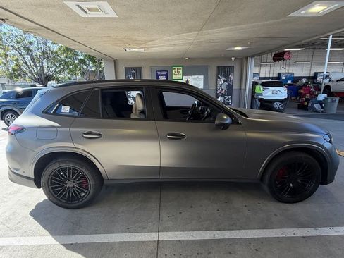 Used 2024 Mercedes-Benz GLC 300 4MATIC image 7