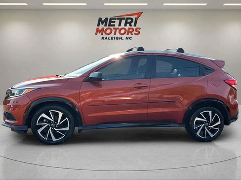 Used 2020 Honda HR-V Sport image 7