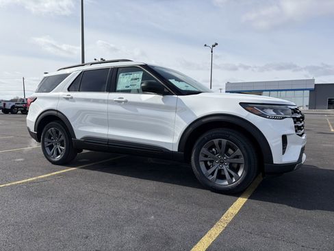 New 2026 Ford Explorer Active image 1