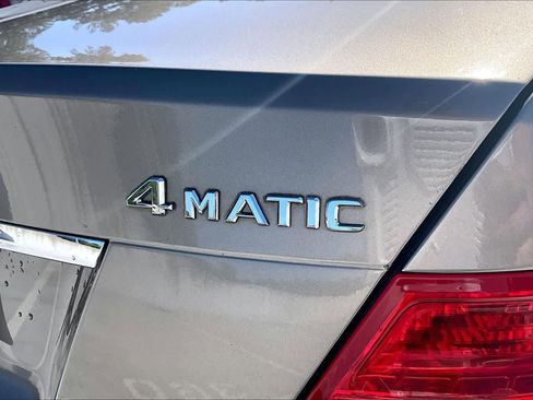 Used 2009 Mercedes-Benz C 300 4MATIC Sedan image 9