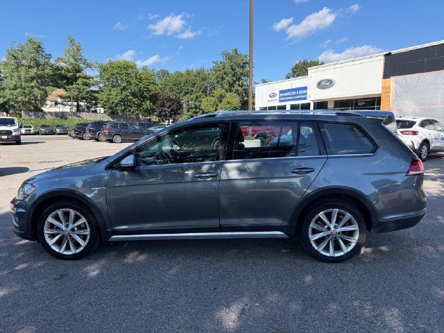 Used 2018 Volkswagen Golf Alltrack AWD/4WD image 5