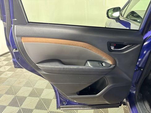 Used 2025 Subaru Forester Sport image 19