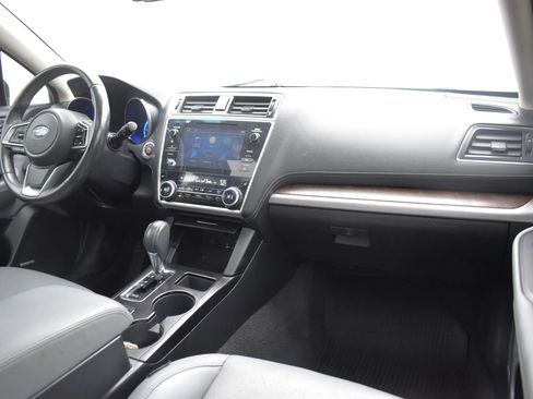 Used 2019 Subaru Outback 3.6R Limited AWD/4WD image 48