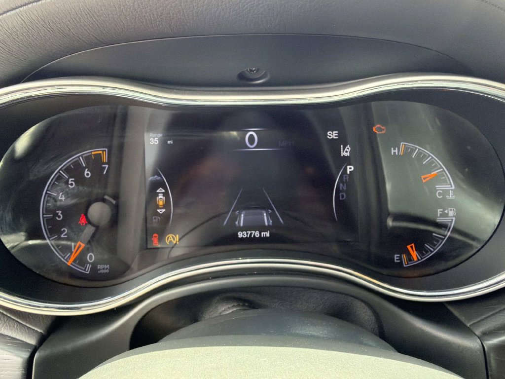 Used 2020 Jeep Grand Cherokee Summit AWD/4WD image 29