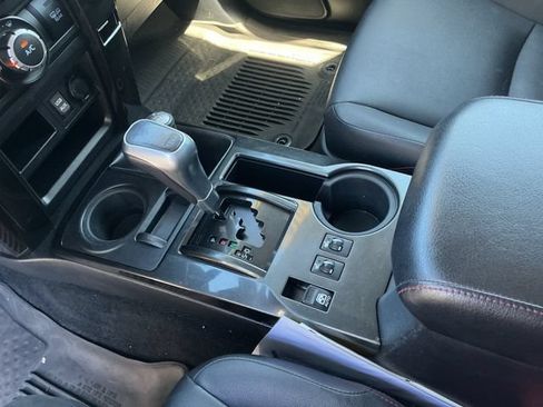Used 2016 Toyota 4Runner TRD Pro AWD/4WD image 18