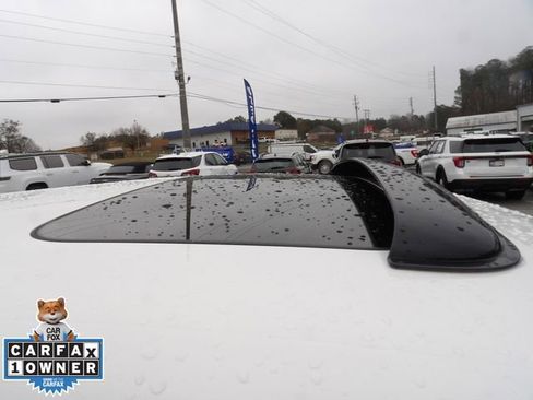 Used 2025 Honda HR-V EX-L image 12