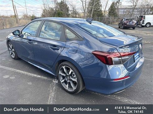 Used 2025 Honda Civic Sport Touring image 6