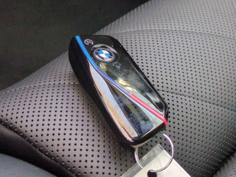 New 2026 BMW X5 M60i image 37