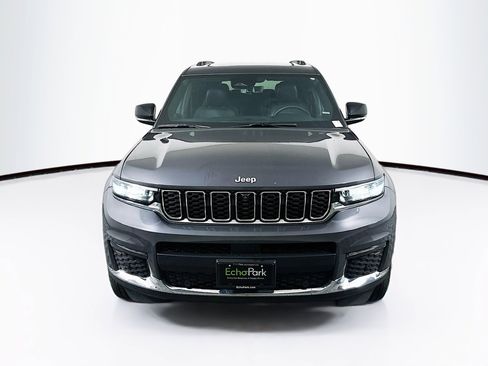 Used 2024 Jeep Grand Cherokee L Limited w/ Luxury Tech Group II image 2