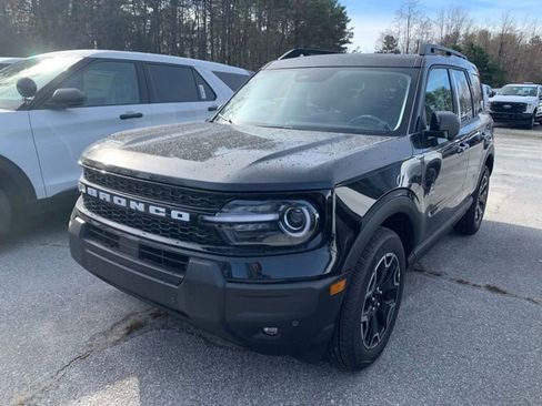 New 2025 Ford Bronco Sport Outer Banks w/ Outer Banks Tech Package+ image 11