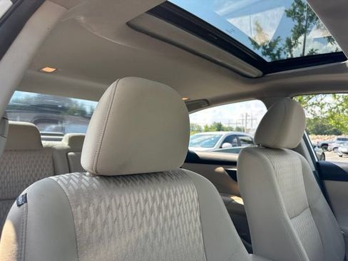 Used 2018 Nissan Altima 2.5 SV w/ 2.5 SV Technology Package FWD image 31